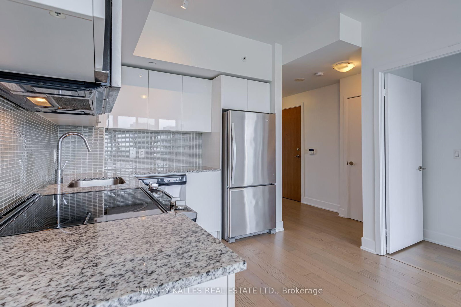 30 Shore Breeze Drive • #1822 • Toronto, ON photo 14