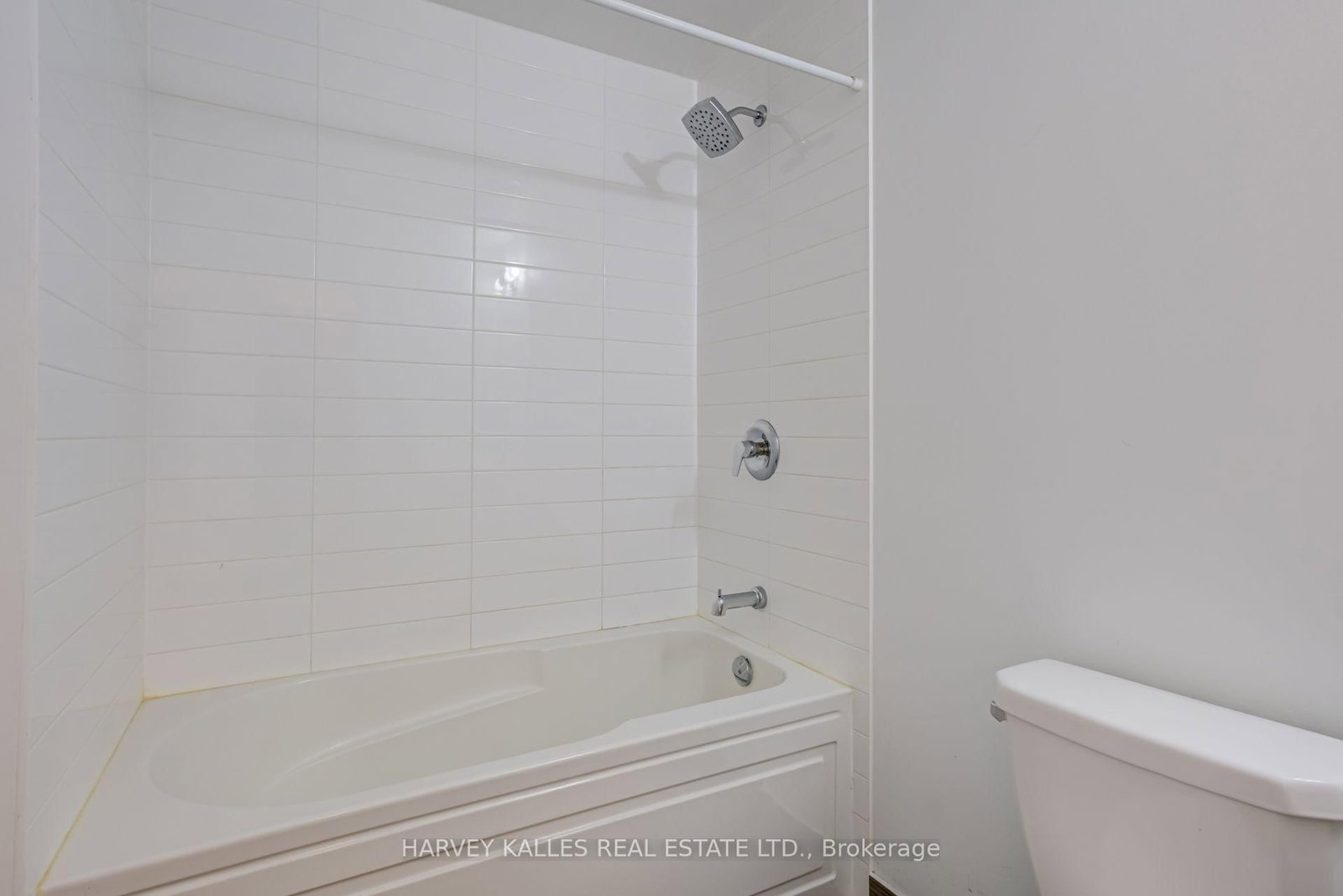 30 Shore Breeze Drive • #1822 • Toronto, ON photo 25