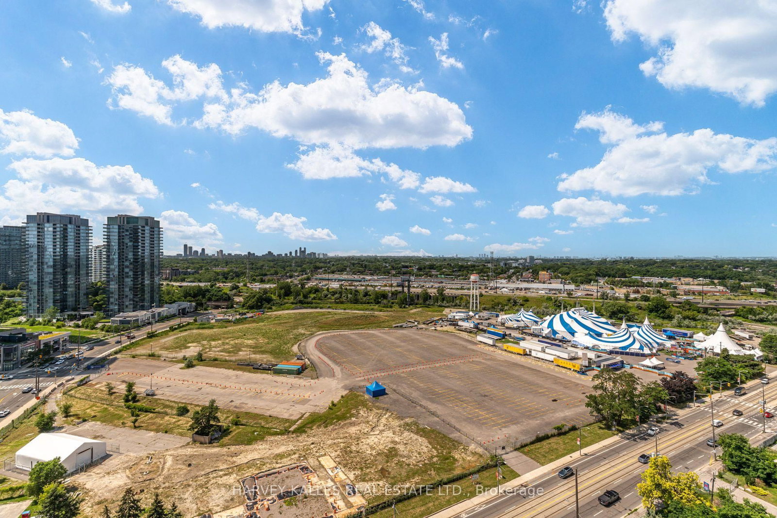 30 Shore Breeze Drive • #1822 • Toronto, ON photo 31