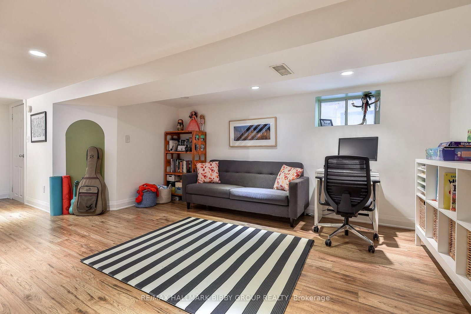 987 Saint Clarens Avenue • Toronto, ON photo 29