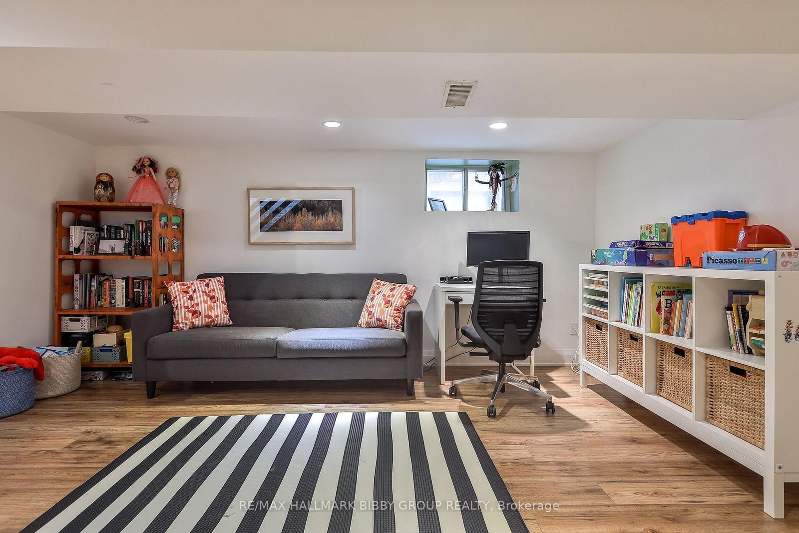 987 Saint Clarens Avenue • Toronto, ON photo 31