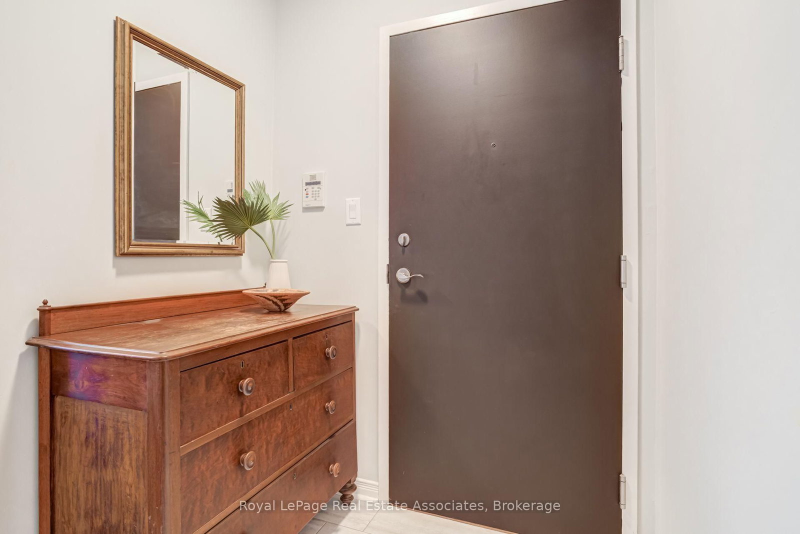 2495 Dundas Street W • #605 • Toronto, ON photo 22