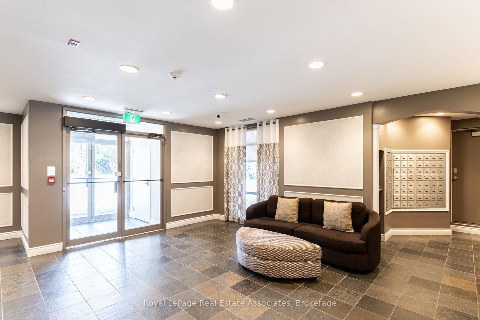 2495 Dundas Street W • #605 • Toronto, ON photo 25