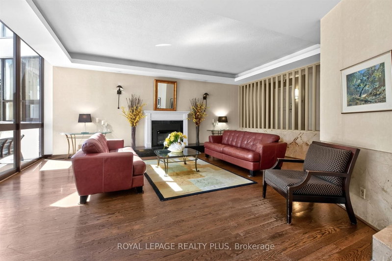 1333 Bloor St photo 4