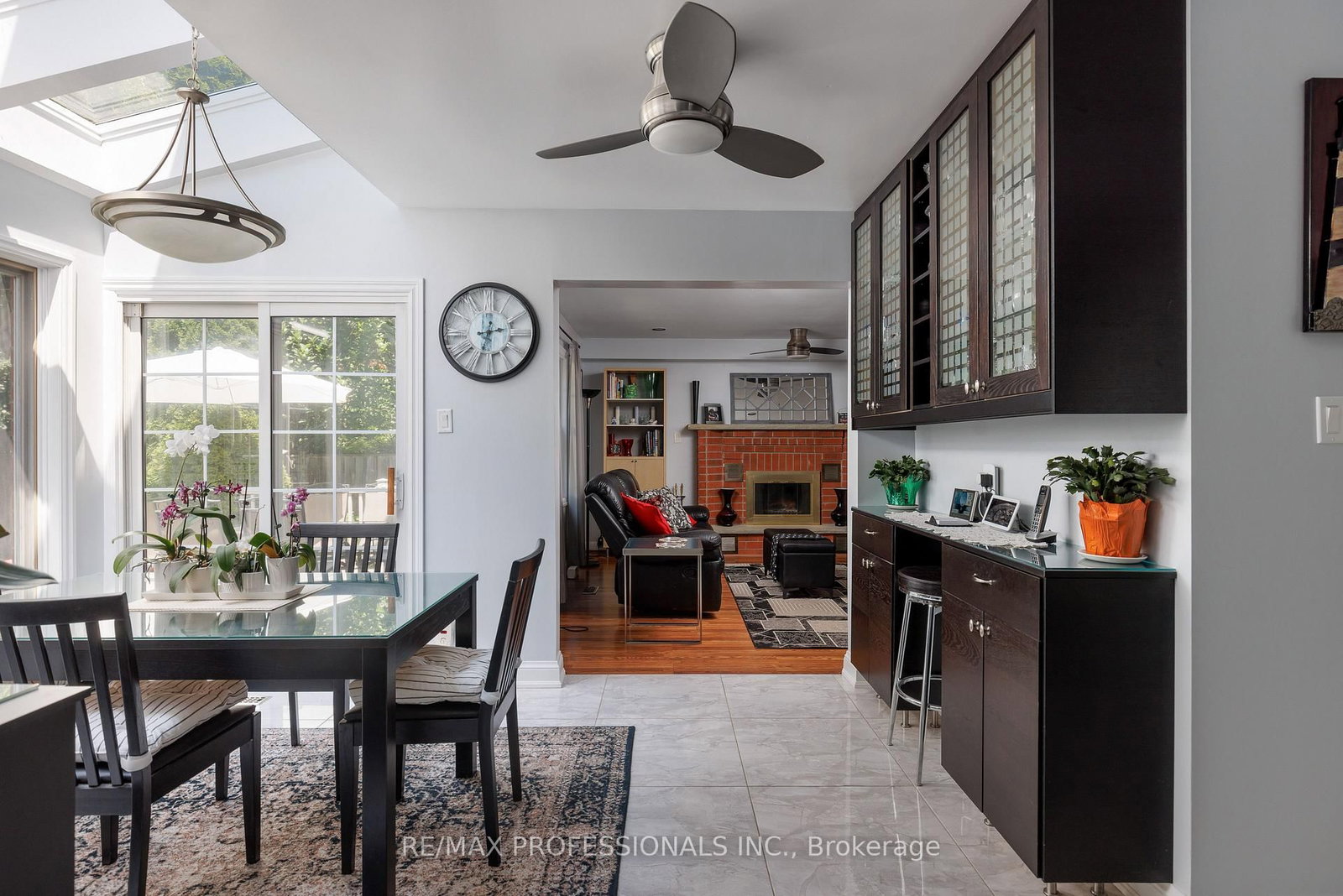 106 Rathburn Road • Toronto, ON photo 19