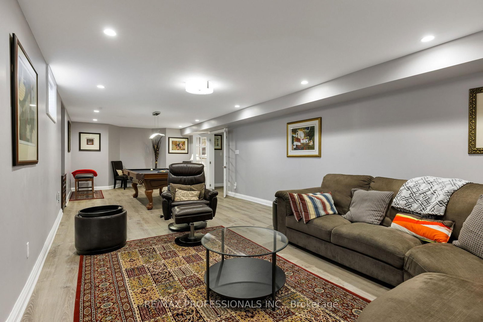 106 Rathburn Road • Toronto, ON photo 45