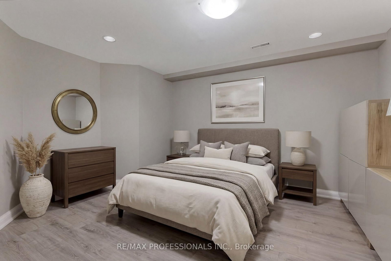 106 Rathburn Road • Toronto, ON photo 49