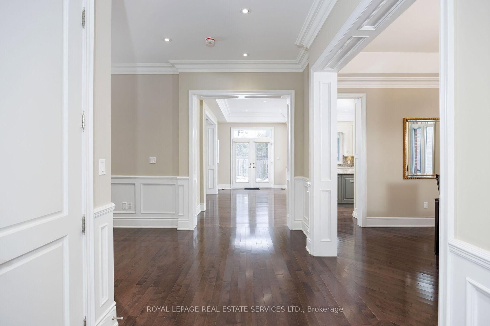 125 Paliser Court • Oakville, ON photo 11