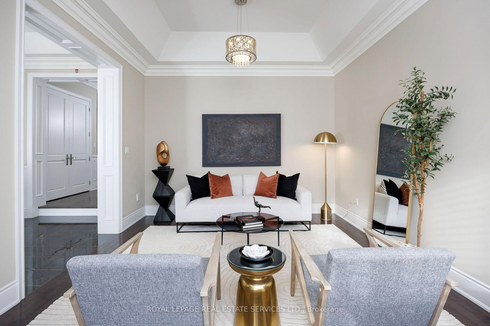 125 Paliser Court • Oakville, ON photo 6