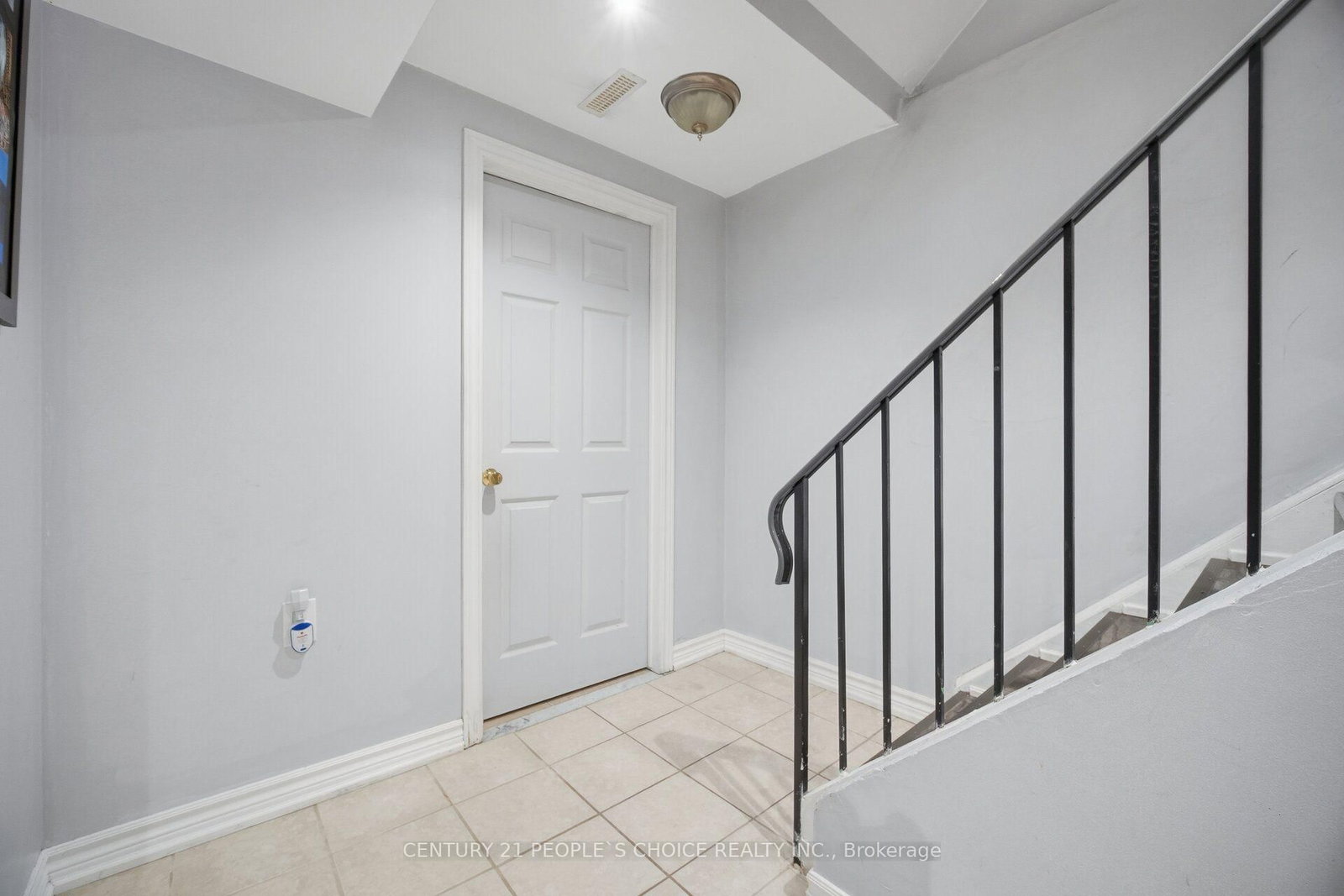 49 Cathy Jean Crescent • Toronto, ON photo 32