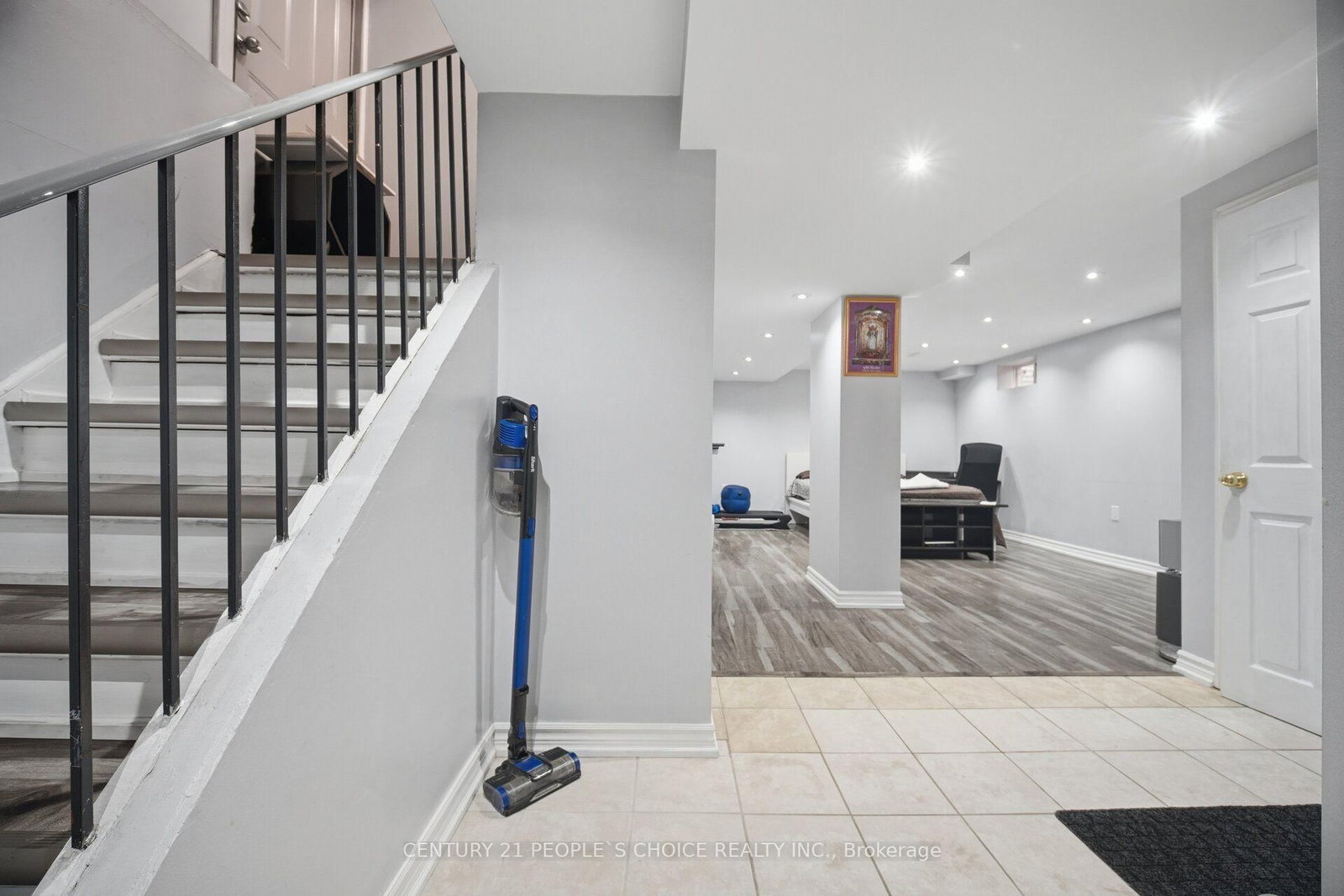 49 Cathy Jean Crescent • Toronto, ON photo 33