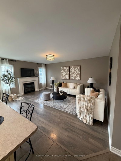 1730 Copeland Circle • Milton, ON photo 2