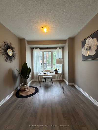 1730 Copeland Circle • Milton, ON photo 3