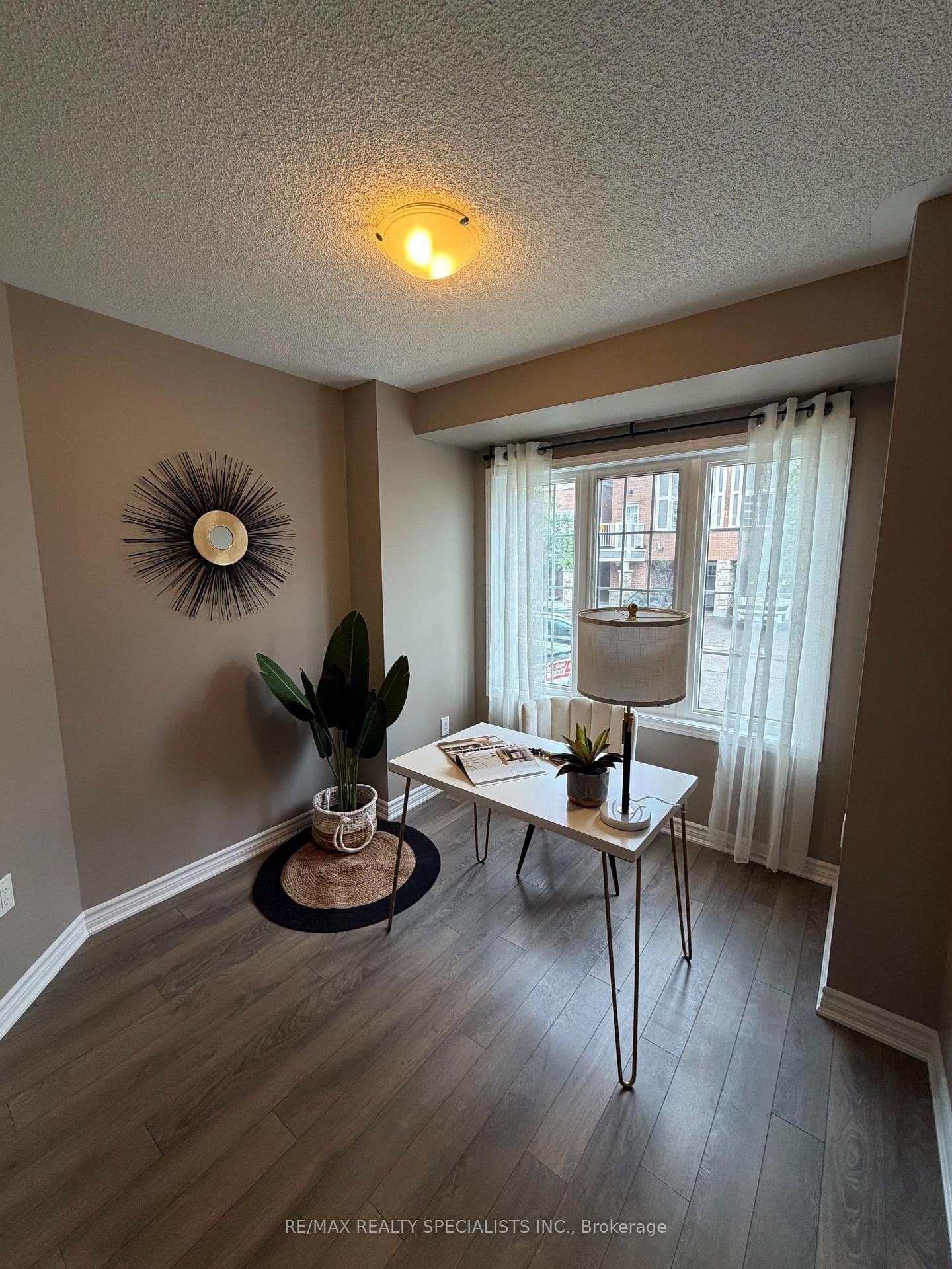 1730 Copeland Circle • Milton, ON photo 5
