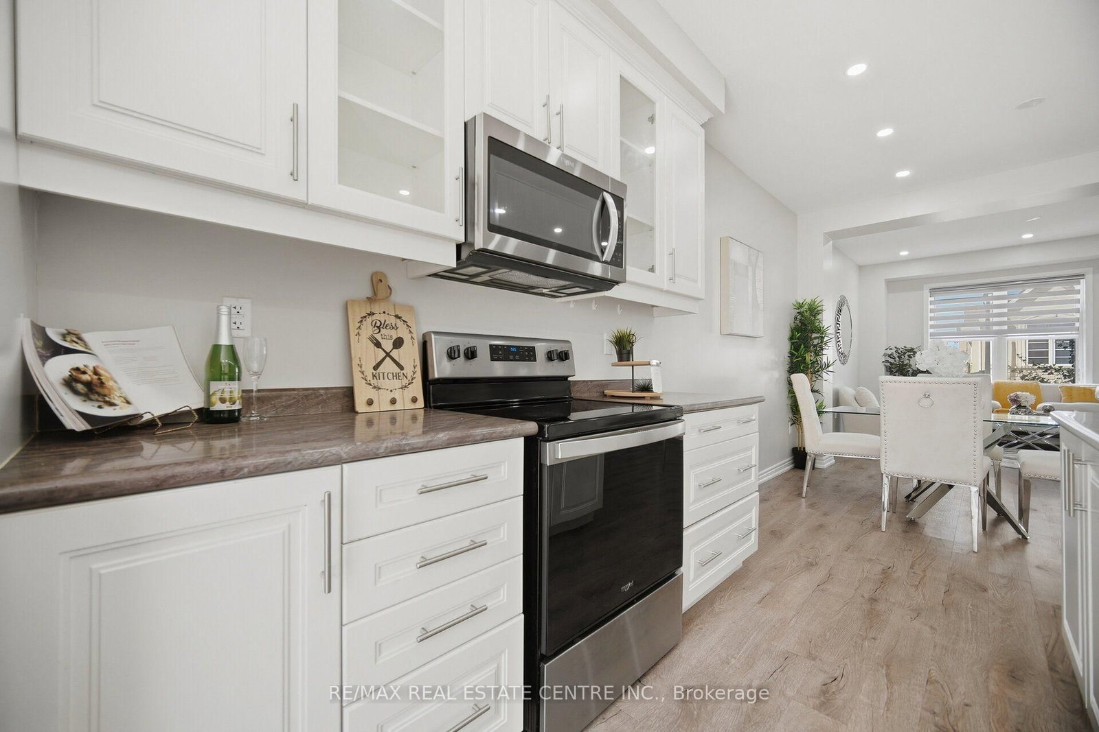 25-975 whitlock Ave, Milton, view 18
