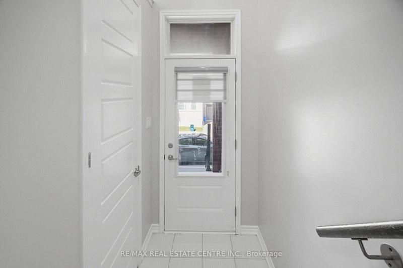 25 - 975 whitlock Avenue