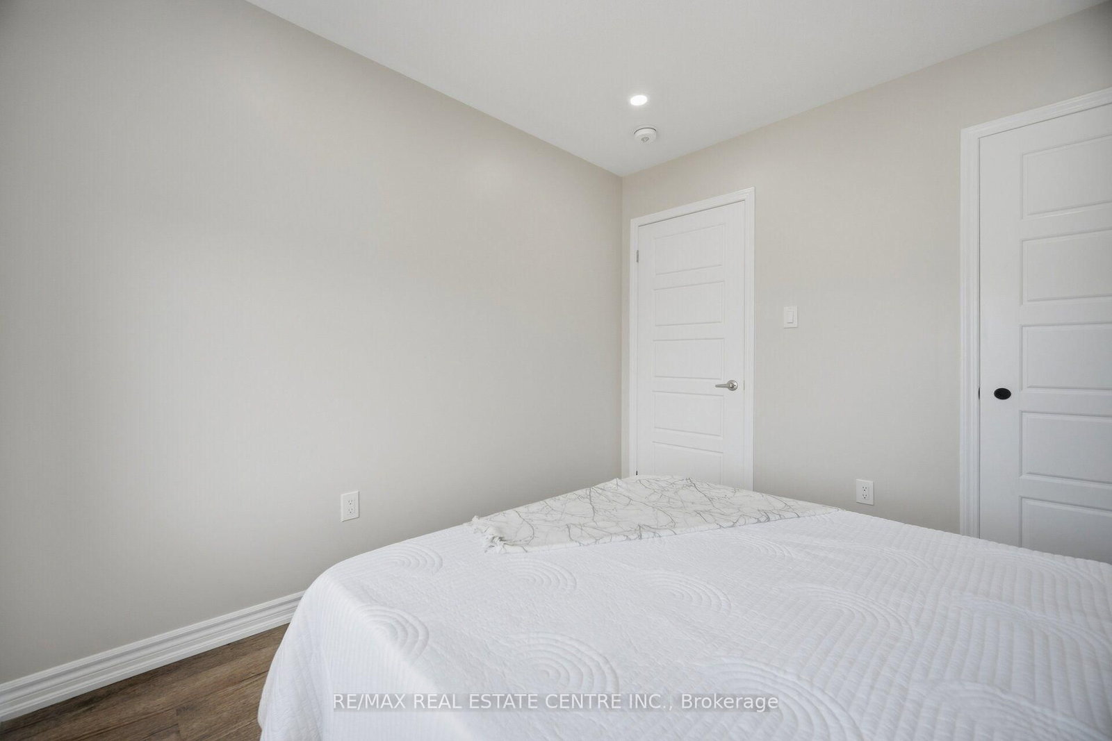 25-975 whitlock Ave, Milton, view 38