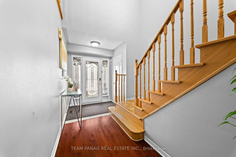 48 Sweet Clover Crescent