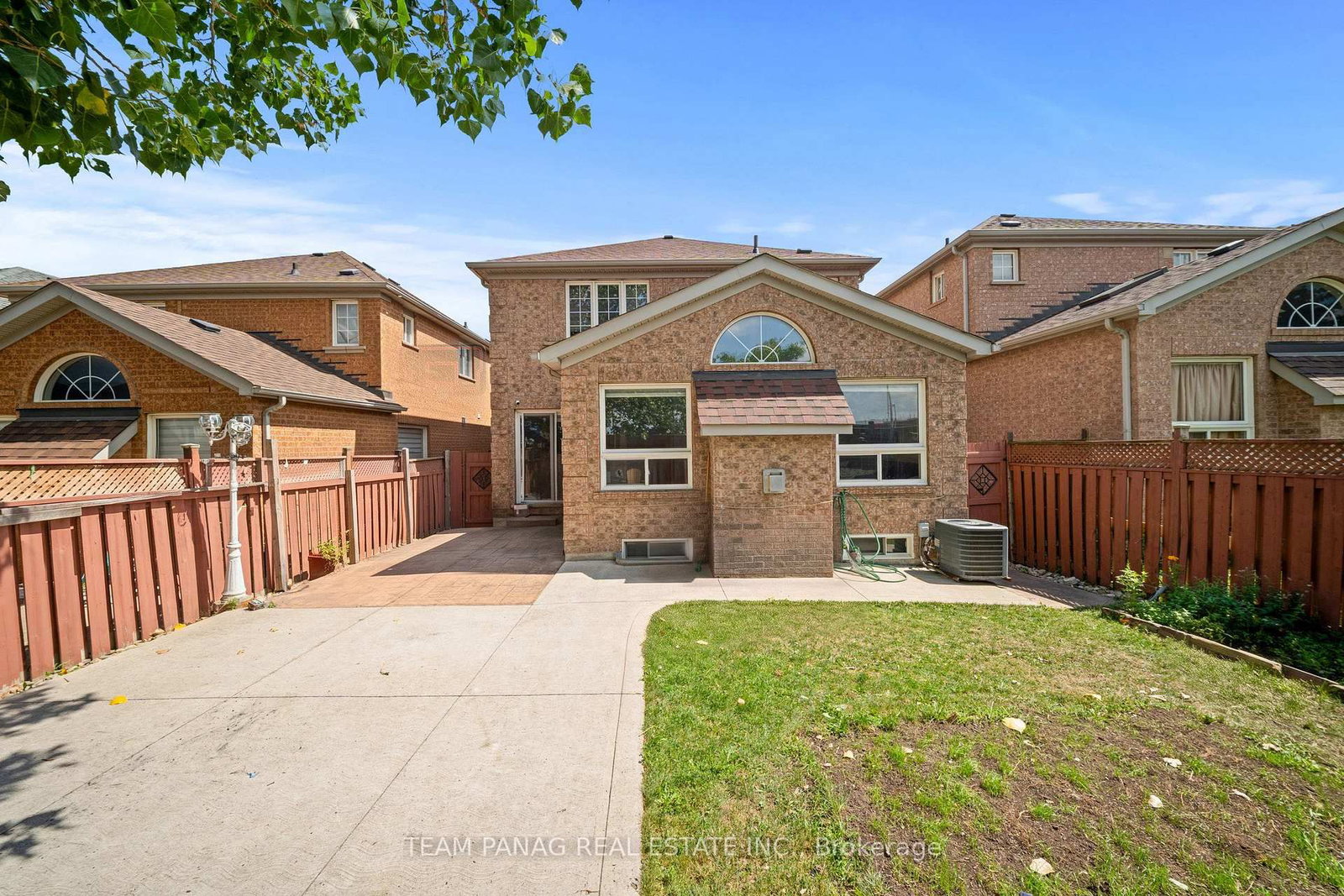 48 Sweet Clover Crescent • Brampton, ON photo 46