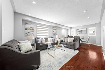 48 Sweet Clover Crescent • Brampton, ON photo 6