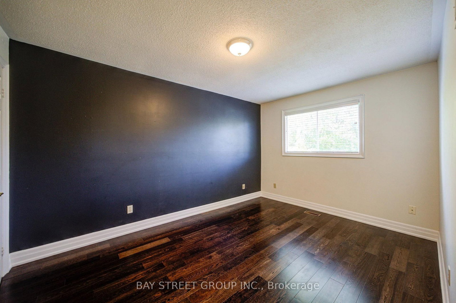 1348 Windrush Drive • Oakville, ON photo 25