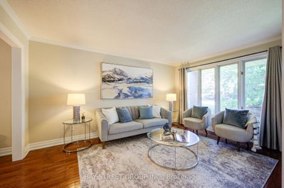 1348 Windrush Drive • Oakville, ON photo 4