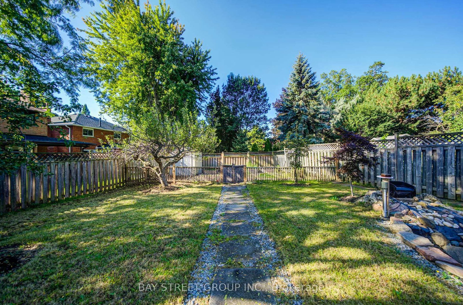 1348 Windrush Drive • Oakville, ON photo 44