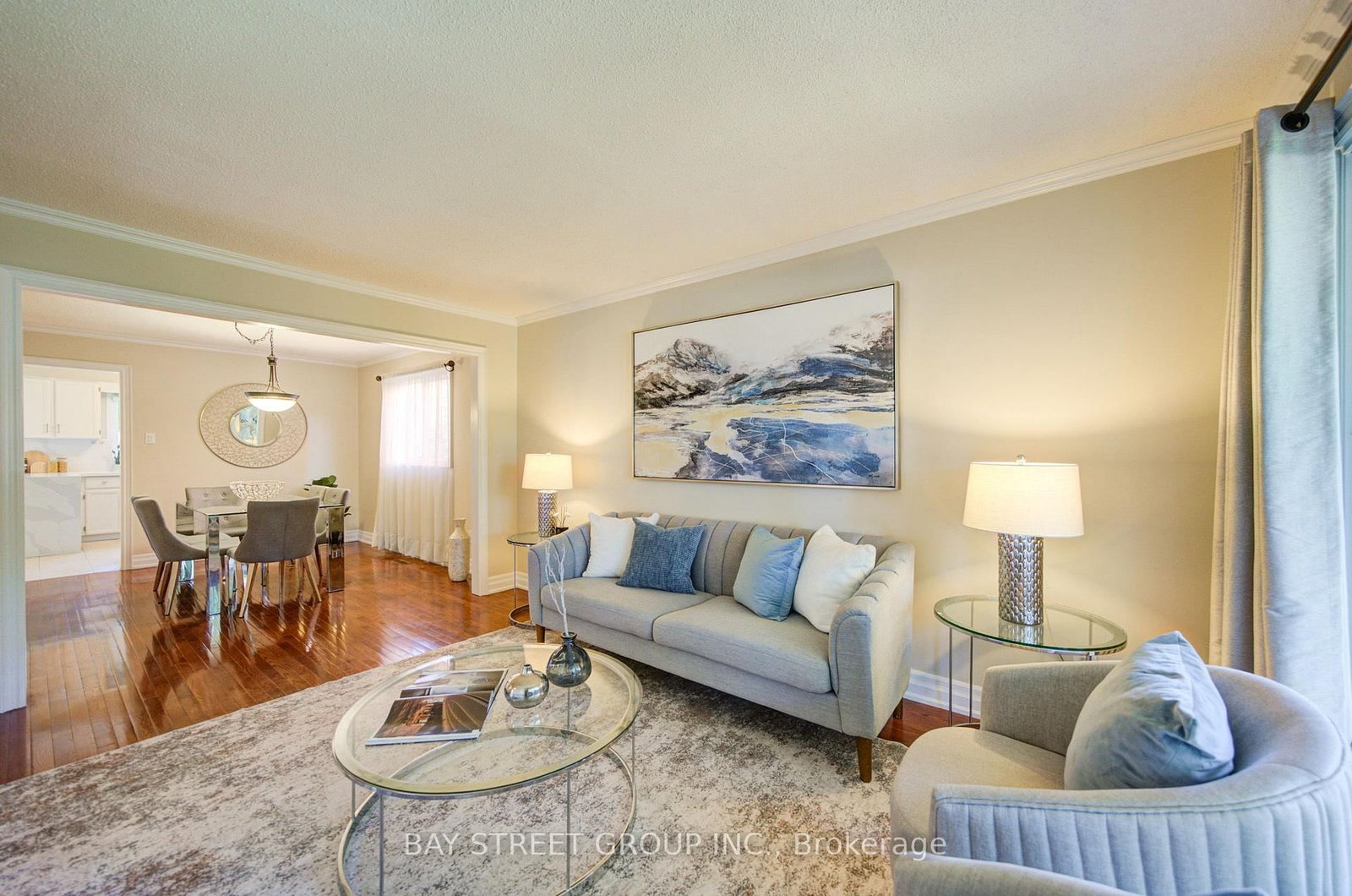 1348 Windrush Drive • Oakville, ON photo 5