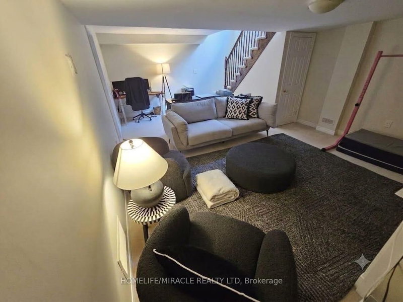3275 Stalybridge Dr photo 5