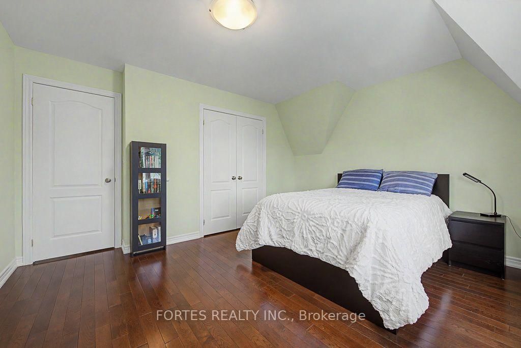 1160 Islington Avenue • Toronto, ON photo 35