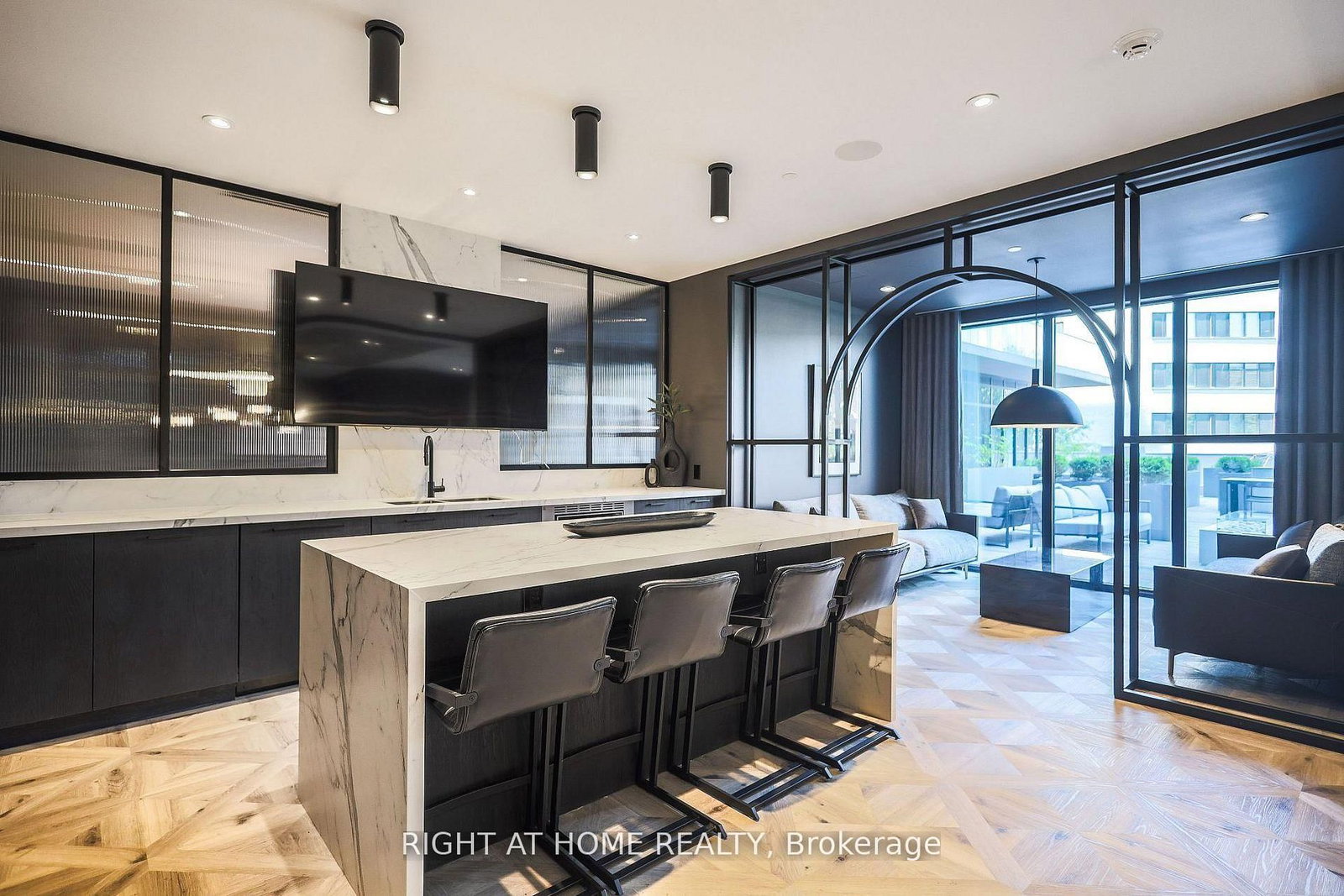 285 Dufferin Street • #1602 • Toronto, ON photo 31