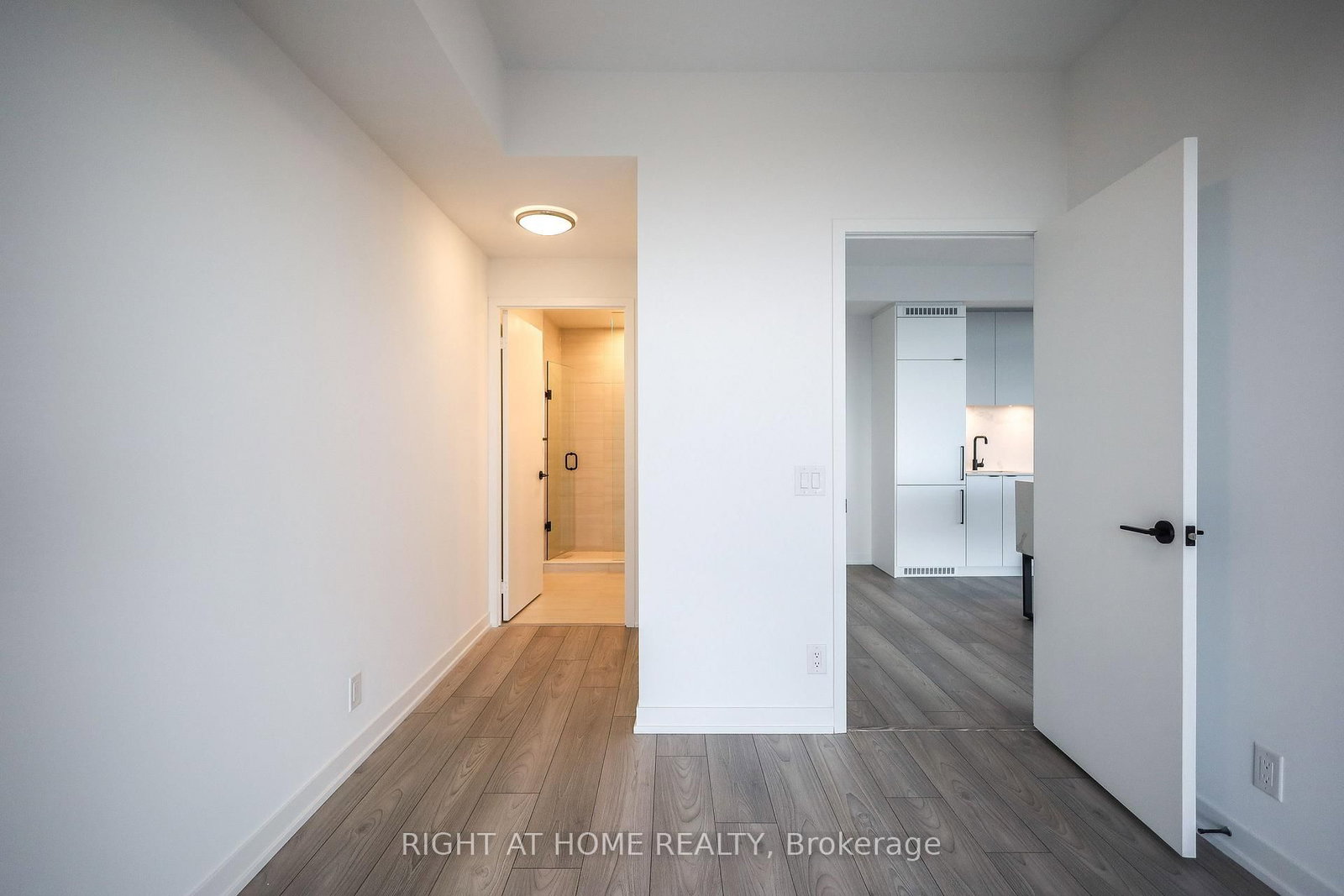 285 Dufferin Street • #1602 • Toronto, ON photo 7