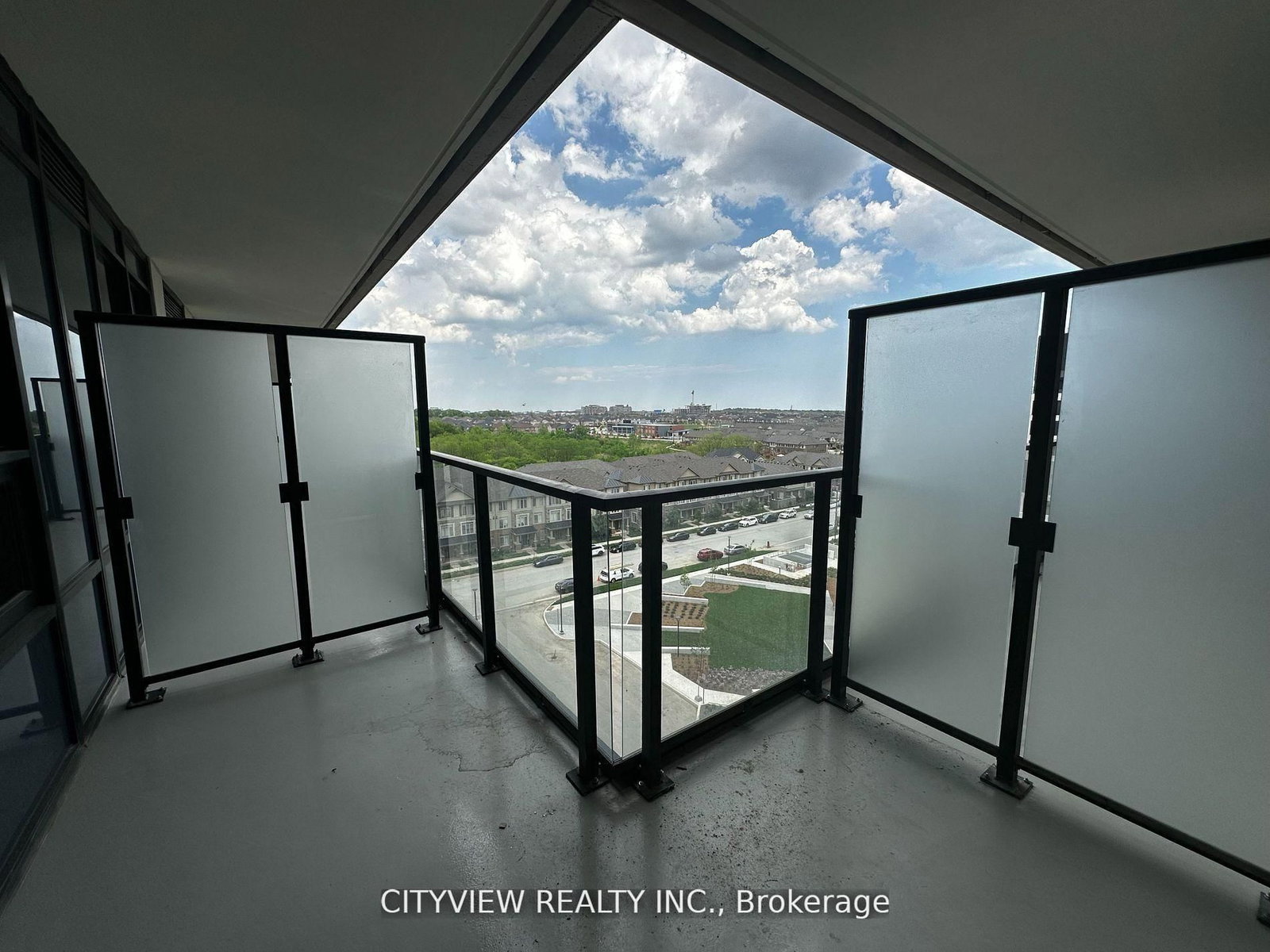3220 William Coltson Avenue • #801 • Oakville, ON photo 25