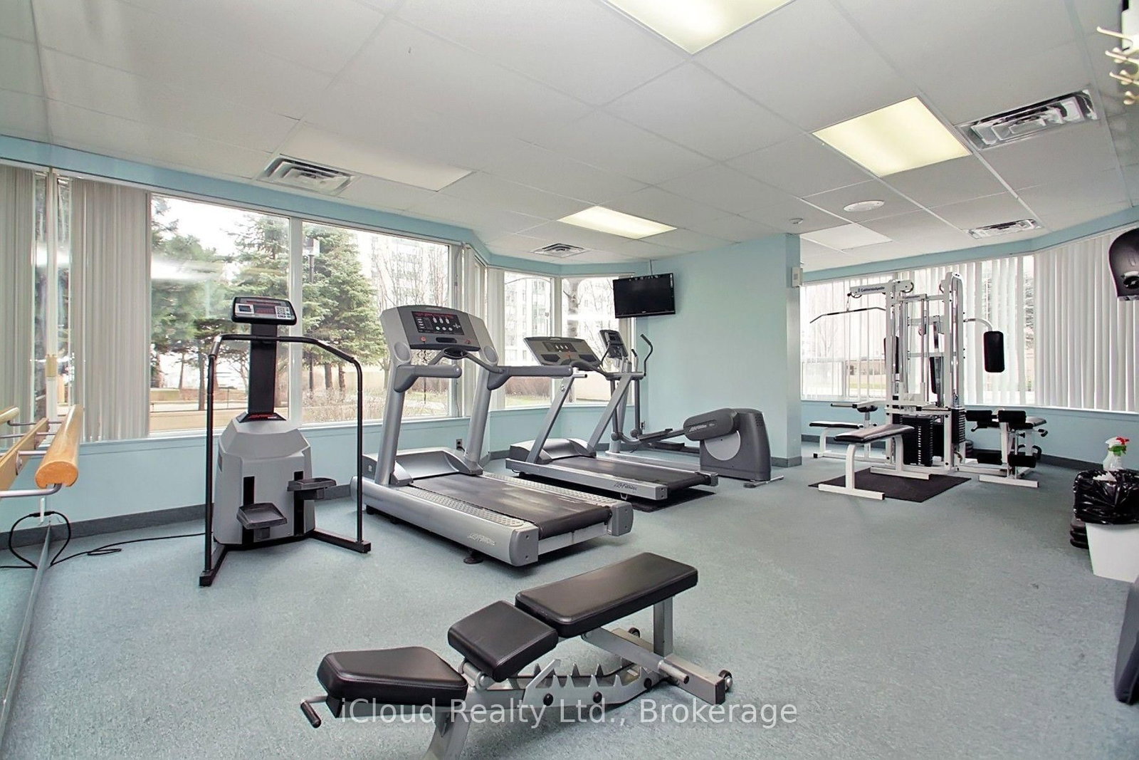 135 Hillcrest Avenue • #903 • Mississauga, ON photo 13