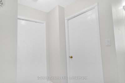 135 Hillcrest Mississauga,ON L5B 4B1 — Photo 15