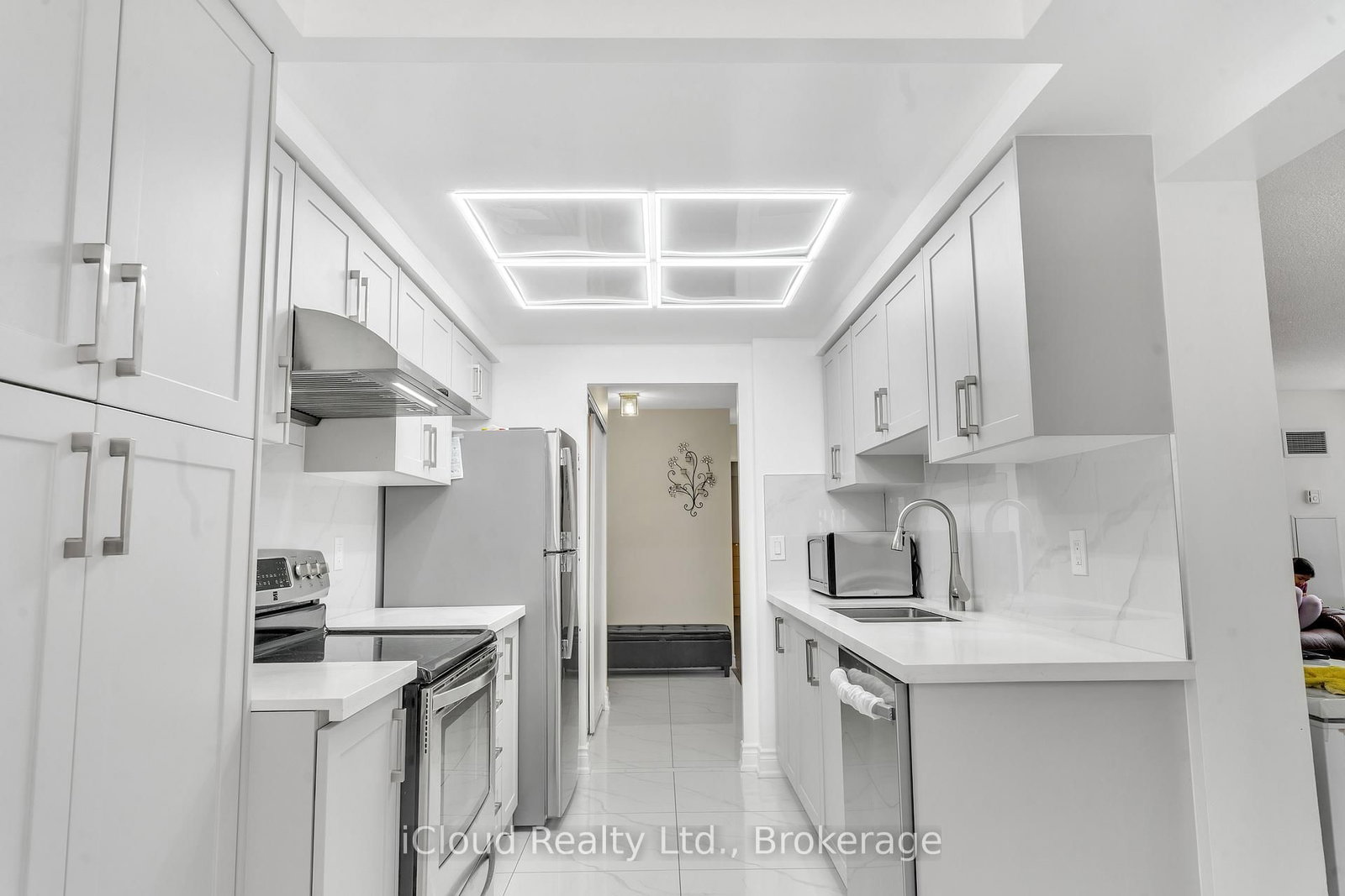135 Hillcrest Avenue • #903 • Mississauga, ON photo 18