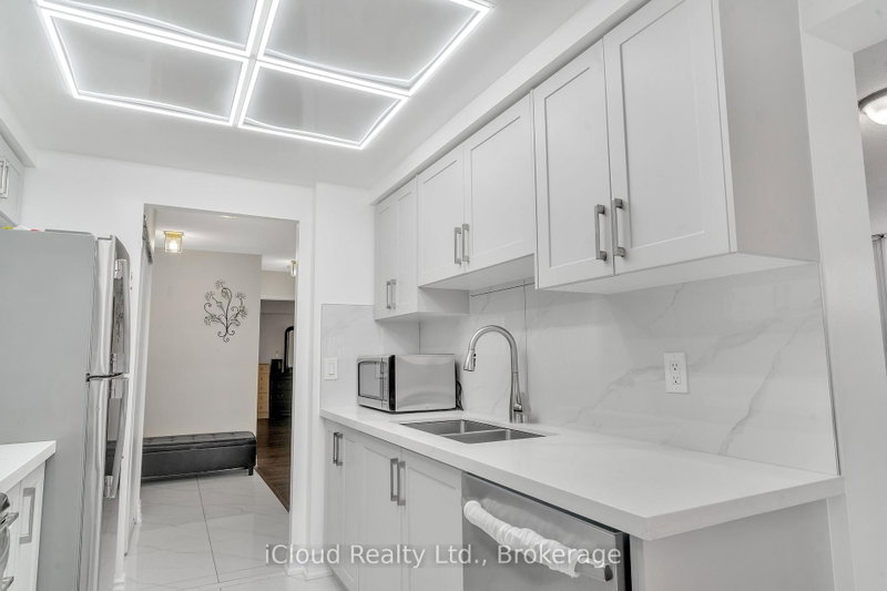 135 Hillcrest Mississauga,ON L5B 4B1 — Photo 23
