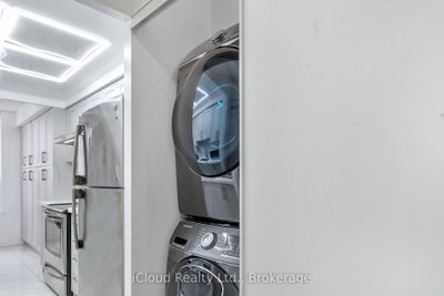 135 Hillcrest Mississauga,ON L5B 4B1 — Photo 24