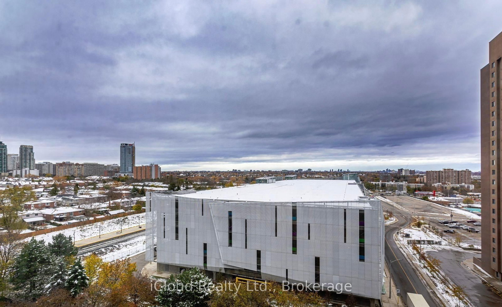 135 Hillcrest Avenue • #903 • Mississauga, ON photo 6