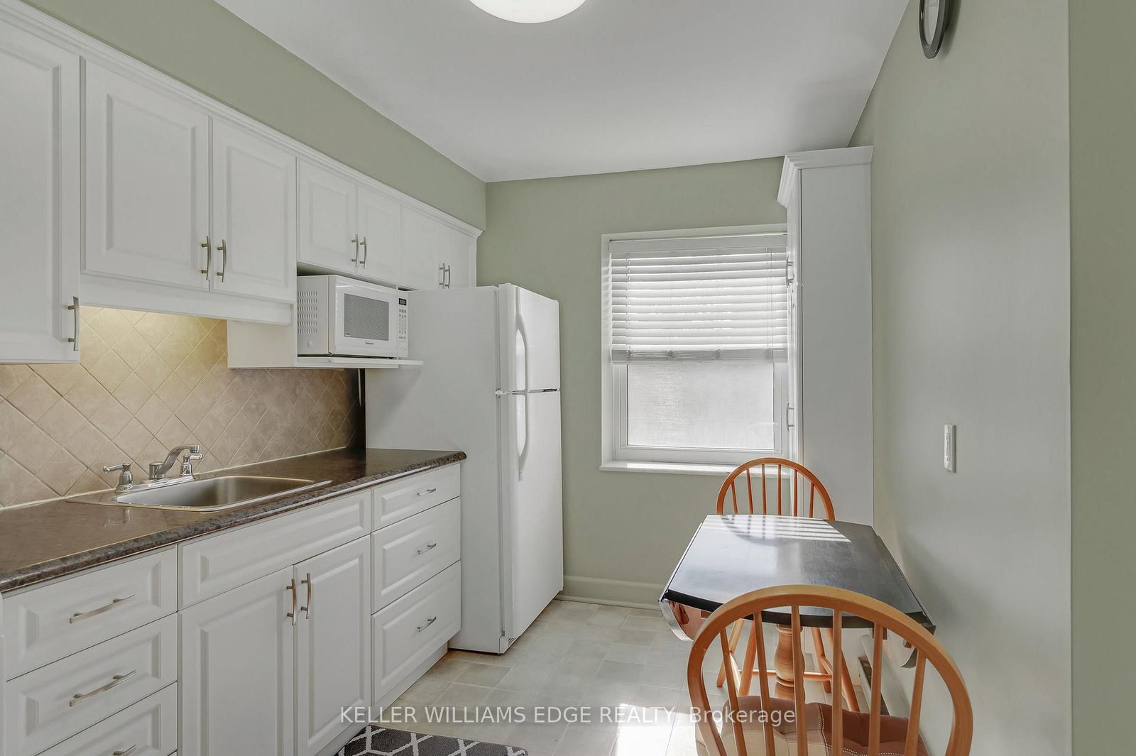 824 Brant Street • #9 • Burlington, ON photo 17