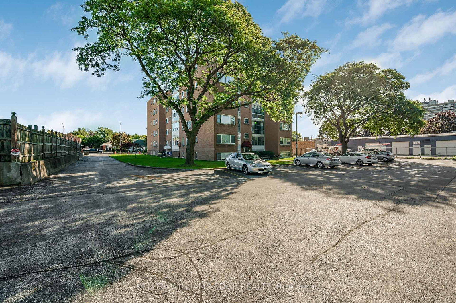 824 Brant Street • #9 • Burlington, ON photo 31