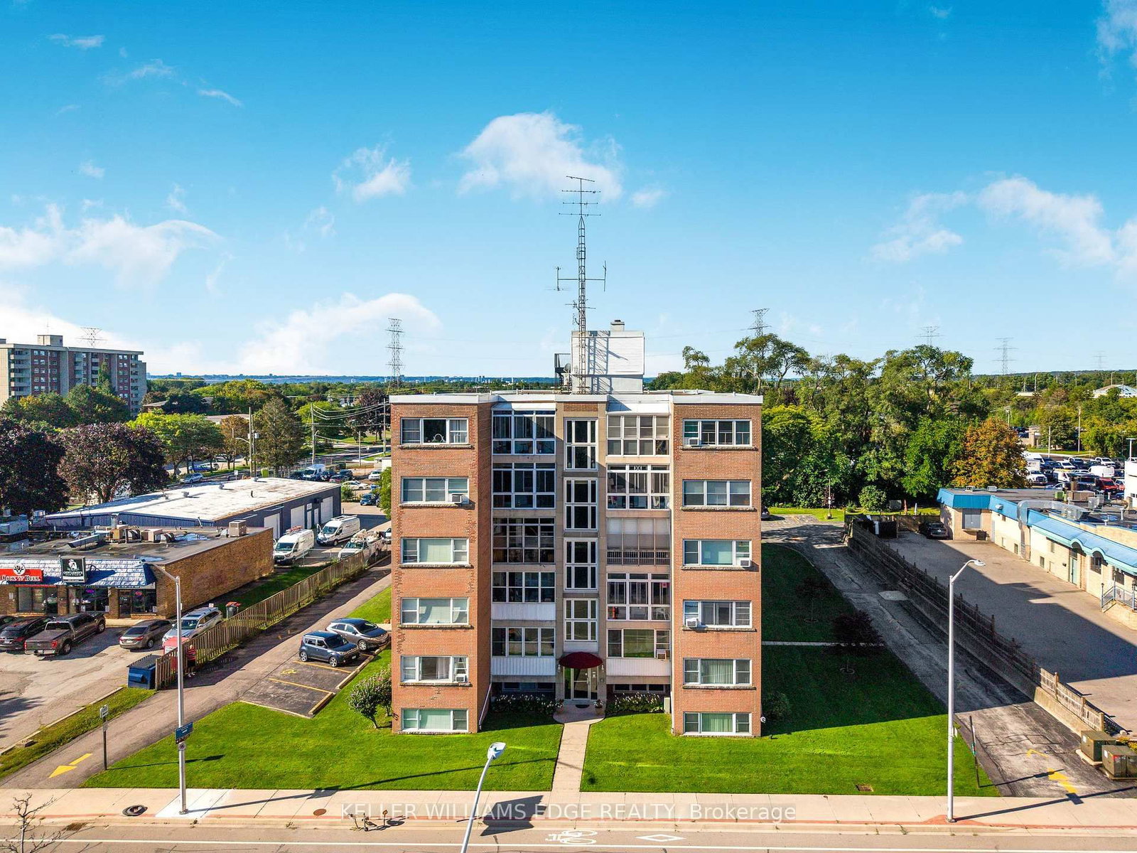 824 Brant Street • #9 • Burlington, ON photo 33