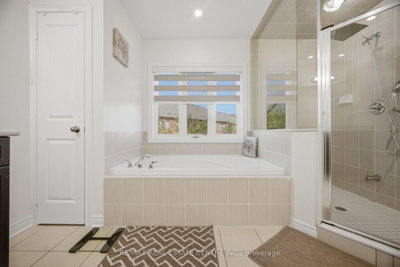 13 Goodsway Brampton,ON L7A 4A4 — Photo 29
