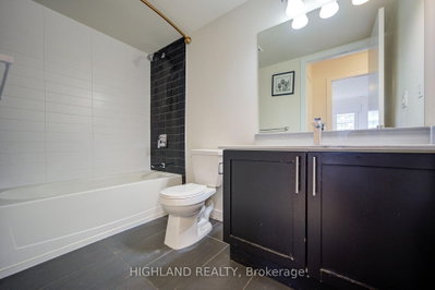 4010 Parkside Village Mississauga,ON L5B 0K2 — Photo 16