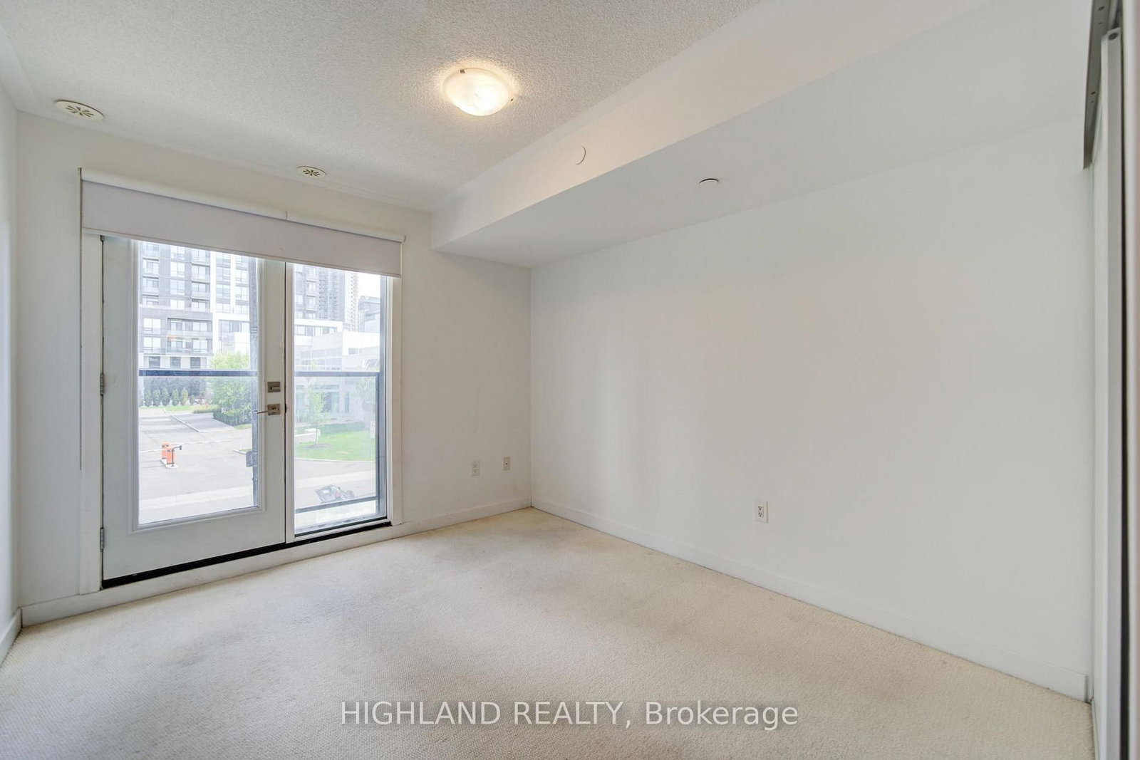 4010 Parkside Village Drive • #6 • Mississauga, ON photo 19