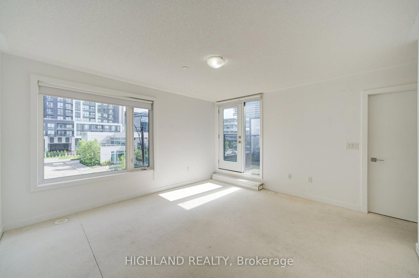 4010 Parkside Village Drive • #6 • Mississauga, ON photo 24