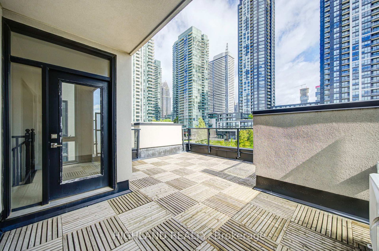 4010 Parkside Village Drive • #6 • Mississauga, ON photo 27