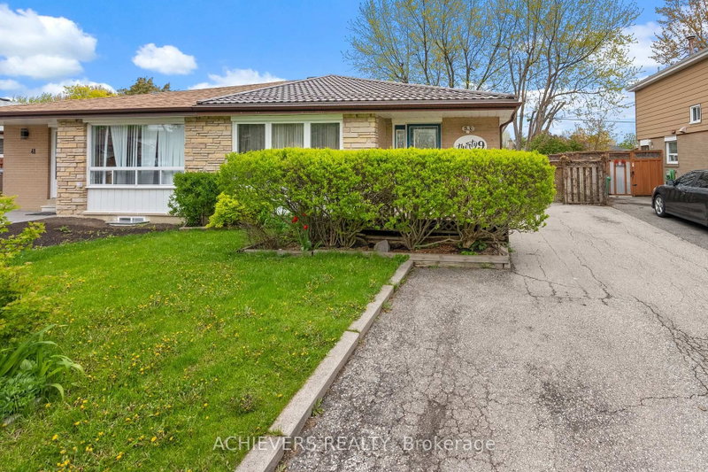 39 Danesbury Crescent
