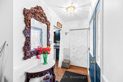 39 Danesbury Crescent • Brampton, ON photo 6