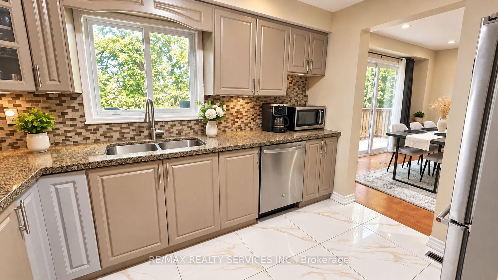 40 Morado Court • Brampton, ON photo 11
